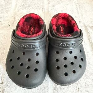 CROCS Kids Black Slippers with Red Lining